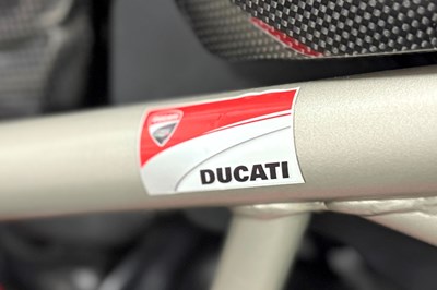 Lot 38 - 2009 Ducati Streetfighter S