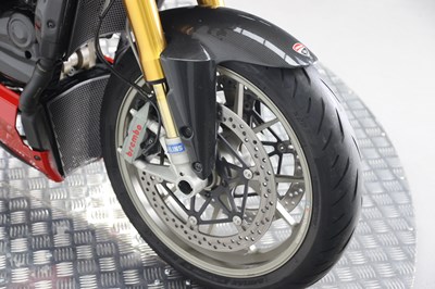 Lot 38 - 2009 Ducati Streetfighter S