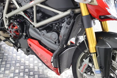 Lot 38 - 2009 Ducati Streetfighter S