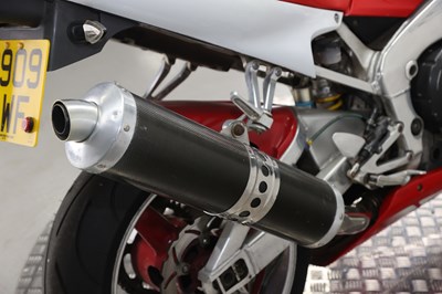Lot 55 - 1998 Yamaha YZF-R1