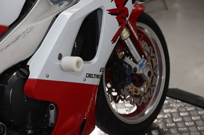 Lot 55 - 1998 Yamaha YZF-R1