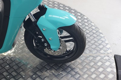 Lot 11 - 2024 Yamaha Neos