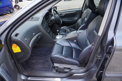 Lot 295 - 2003 Volvo V70 R
