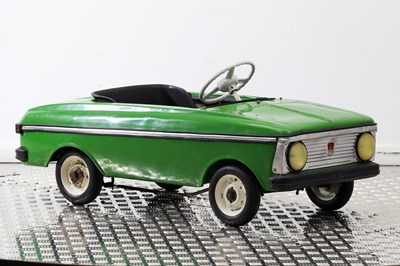 Lot 301 - Moskvich Pedal Car