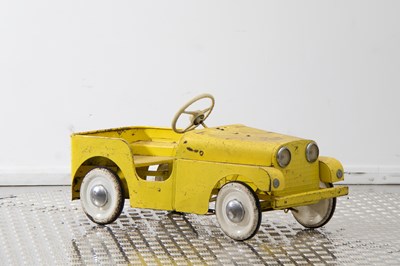 Lot 268 - Tri-ang Land Rover Pedal Car