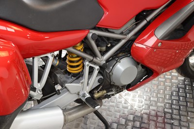 Lot 12 - 2001 Ducati ST4s