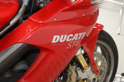 Lot 12 - 2001 Ducati ST4s