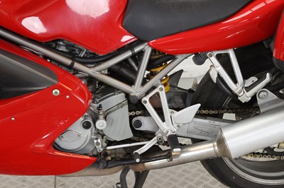 Lot 12 - 2001 Ducati ST4s