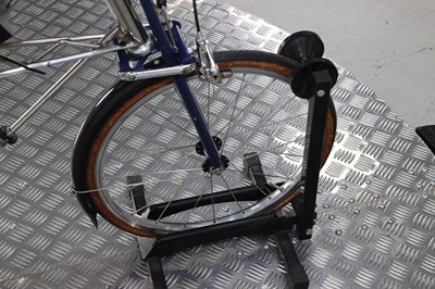 Lot 22 - 1998 Moulton New Series