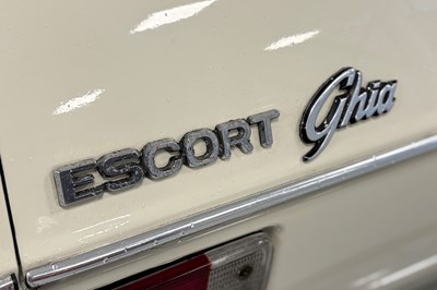 Lot 256 - 1976 Ford Escort 1.3 Ghia
