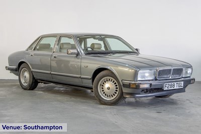 Lot 129 - 1988 Daimler 3.6 Auto