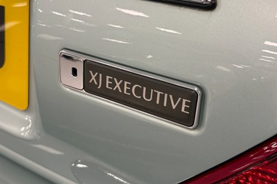Lot 273 - 2000 Jaguar XJ 3.2 Executive