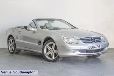 Lot 142 - 2004 Mercedes SL500 Auto