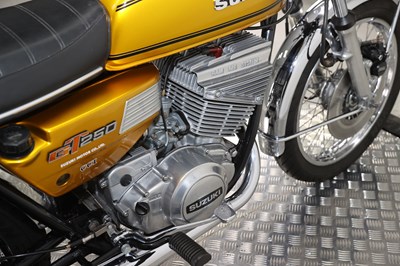 Lot 25 - 1975 Suzuki GT250M