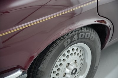 Lot 268 - 1987 Jaguar XJ12 Sovereign 5.3