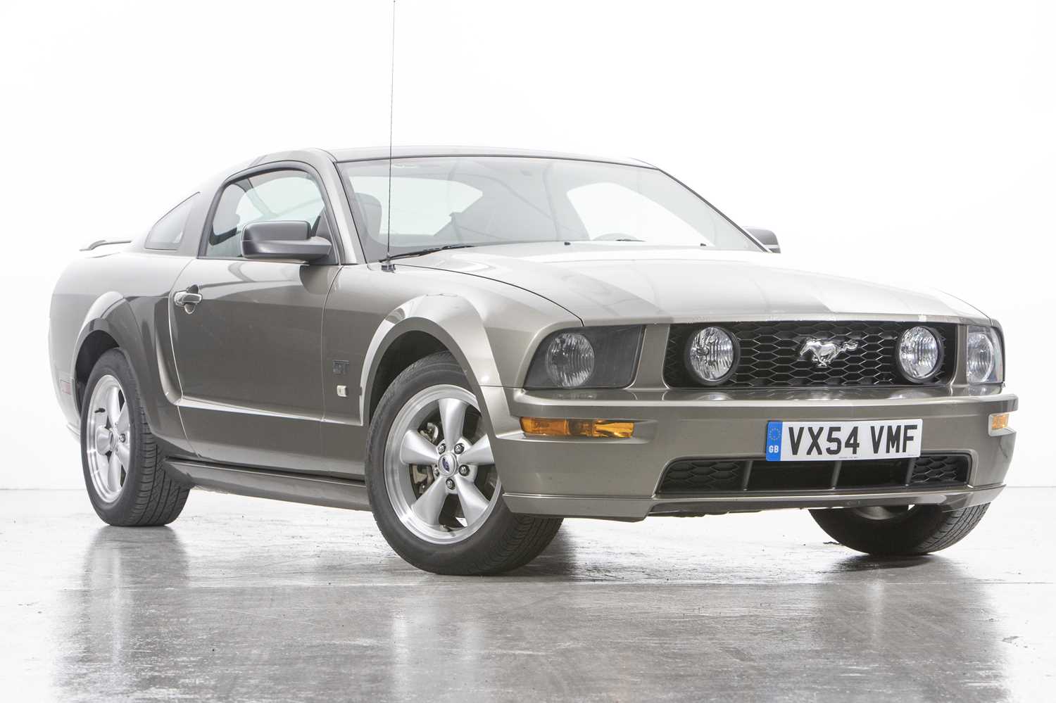 Lot 210 - 2005 Ford Mustang GT