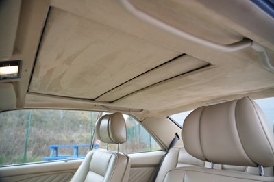 Lot 230 - 1989 Mercedes-Benz 560 SEC