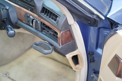 Lot 230 - 1989 Mercedes-Benz 560 SEC