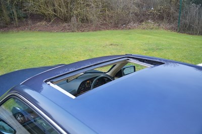 Lot 230 - 1989 Mercedes-Benz 560 SEC