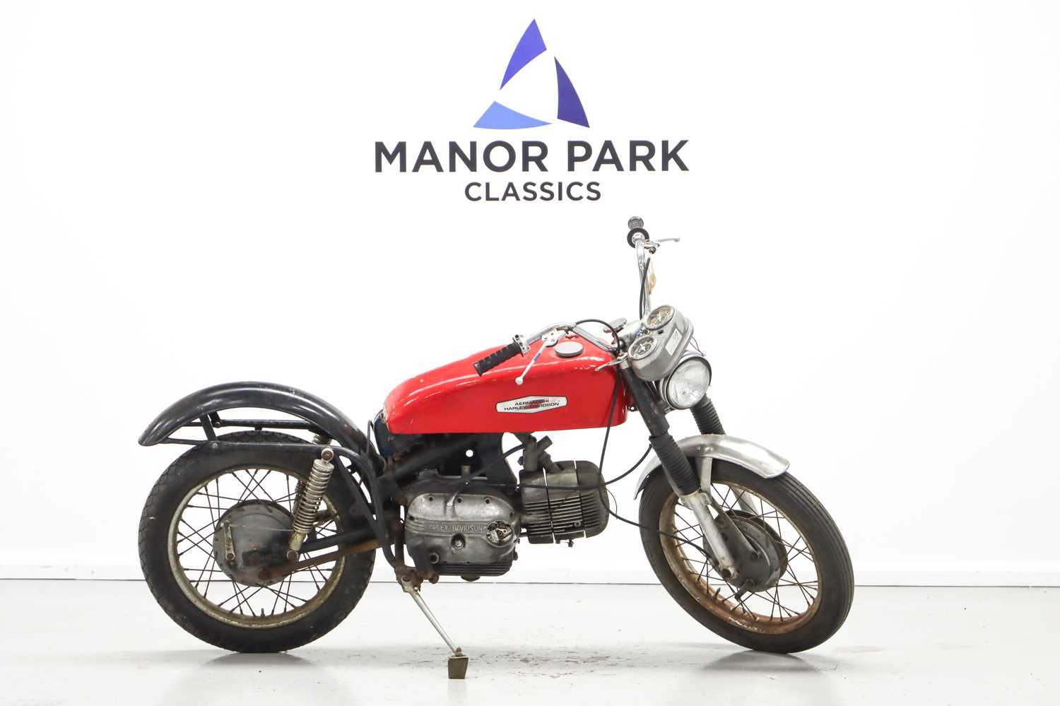 Lot 128 - 1967 Harley Davidson SS350 Sprint