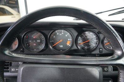 Lot 213 - 1986 Porsche 911 3.2 Carrera Coupe