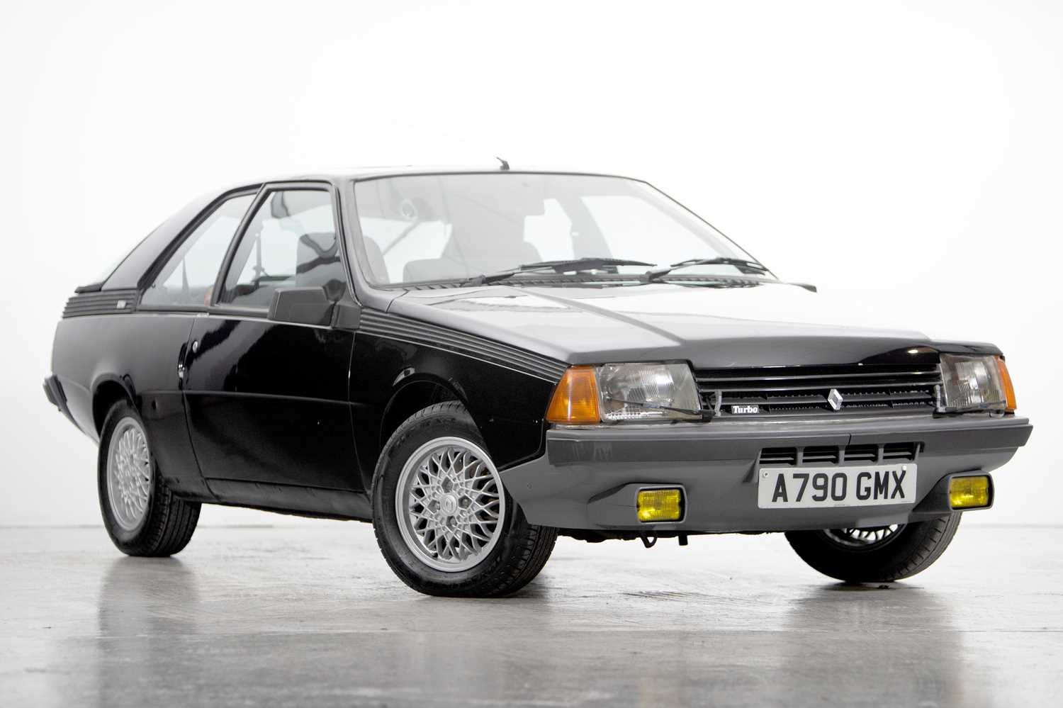 Lot 276 - 1984 Renault Fuego Turbo