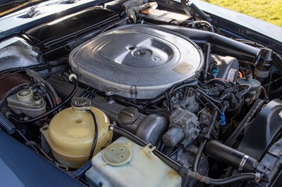 Lot 19 - 1983 Mercedes-Benz 500 SL
