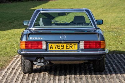 Lot 19 - 1983 Mercedes-Benz 500 SL