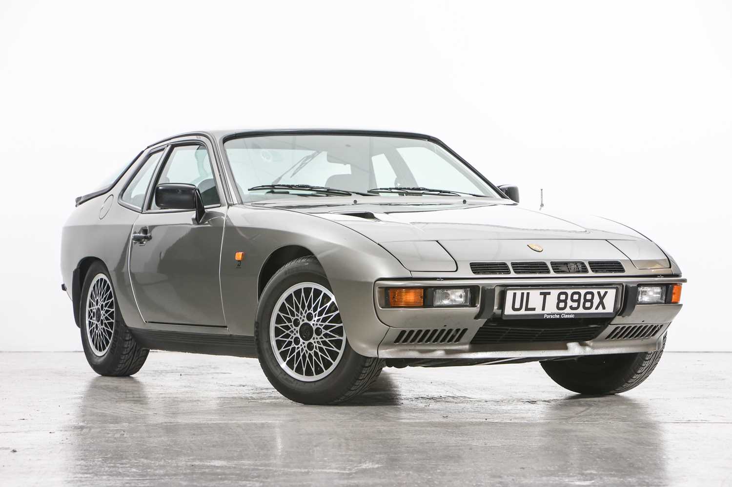 Lot 240 - 1981 Porsche 924 Turbo