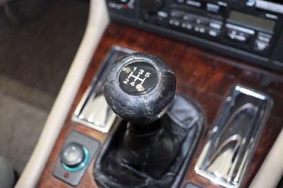 Lot 140 - 1994 Jaguar XJ-S 4.0L Manual