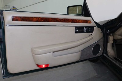 Lot 140 - 1994 Jaguar XJ-S 4.0L Manual