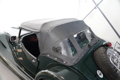 Lot 221 - 2002 Morgan Plus 8