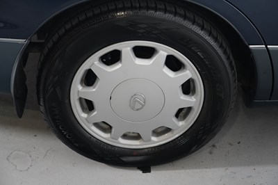 Lot 268 - 1997 Lexus LS 400
