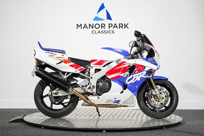 Lot 39 - 1992 Honda CBR900RR Fireblade