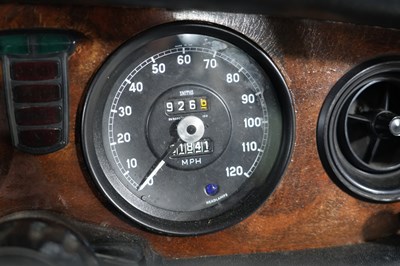 Lot 255 - 1971 Jaguar XJ6 2.8