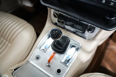 Lot 255 - 1971 Jaguar XJ6 2.8