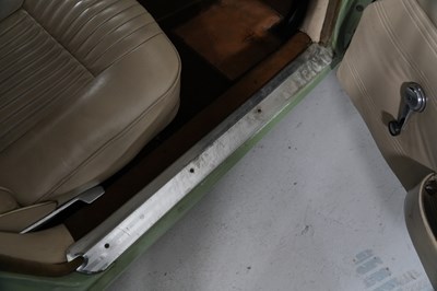 Lot 255 - 1971 Jaguar XJ6 2.8