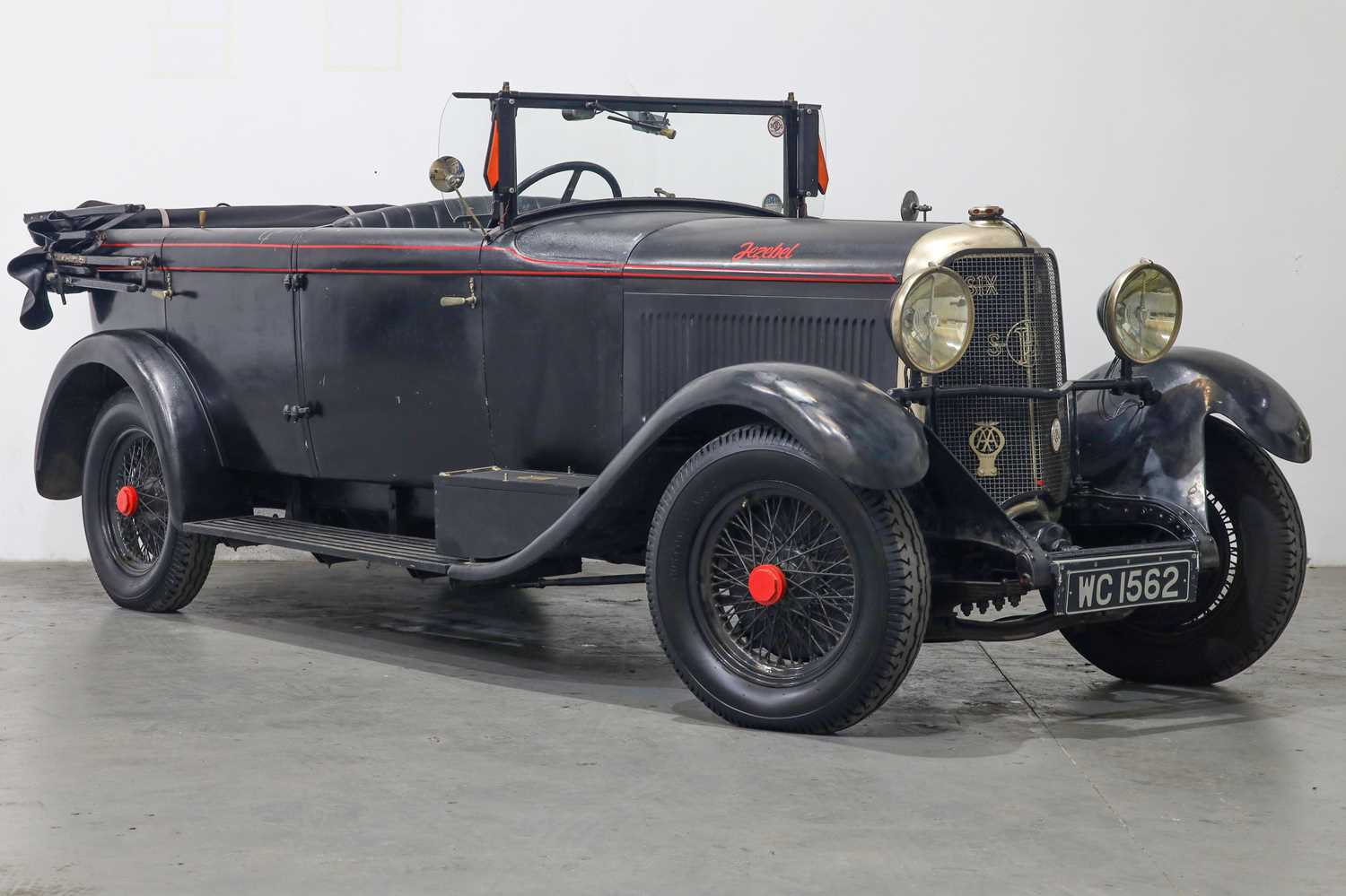 Lot 107 - 1928 Panhard Levassor