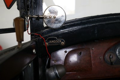 Lot 107 - 1928 Panhard Levassor