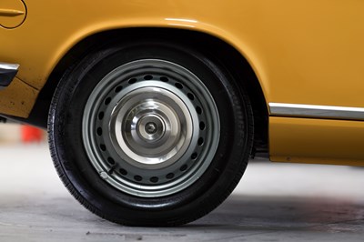 Lot 142 - 1975 Peugeot 304 Cabriolet