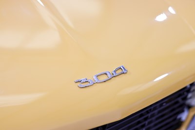 Lot 142 - 1975 Peugeot 304 Cabriolet