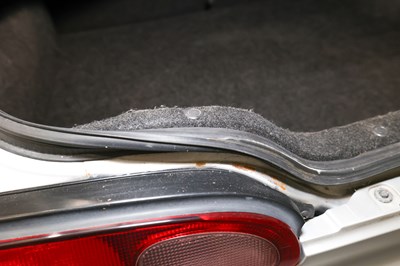 Lot 132 - 1997 Mazda MX-6 V6