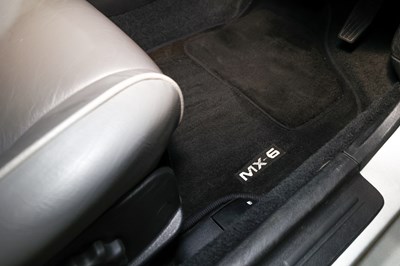 Lot 132 - 1997 Mazda MX-6 V6