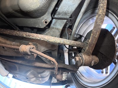 Lot 132 - 1997 Mazda MX-6 V6