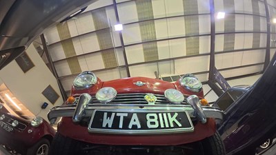 Lot 122 - 1972 Morris A60 ½ Ton Van