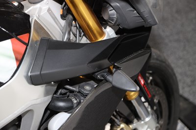 Lot 47 - 2011 Aprilia Tuono V4R APRC