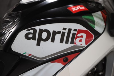 Lot 47 - 2011 Aprilia Tuono V4R APRC