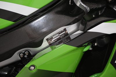 Lot 54 - 1998 Kawasaki ZX-7R Ninja