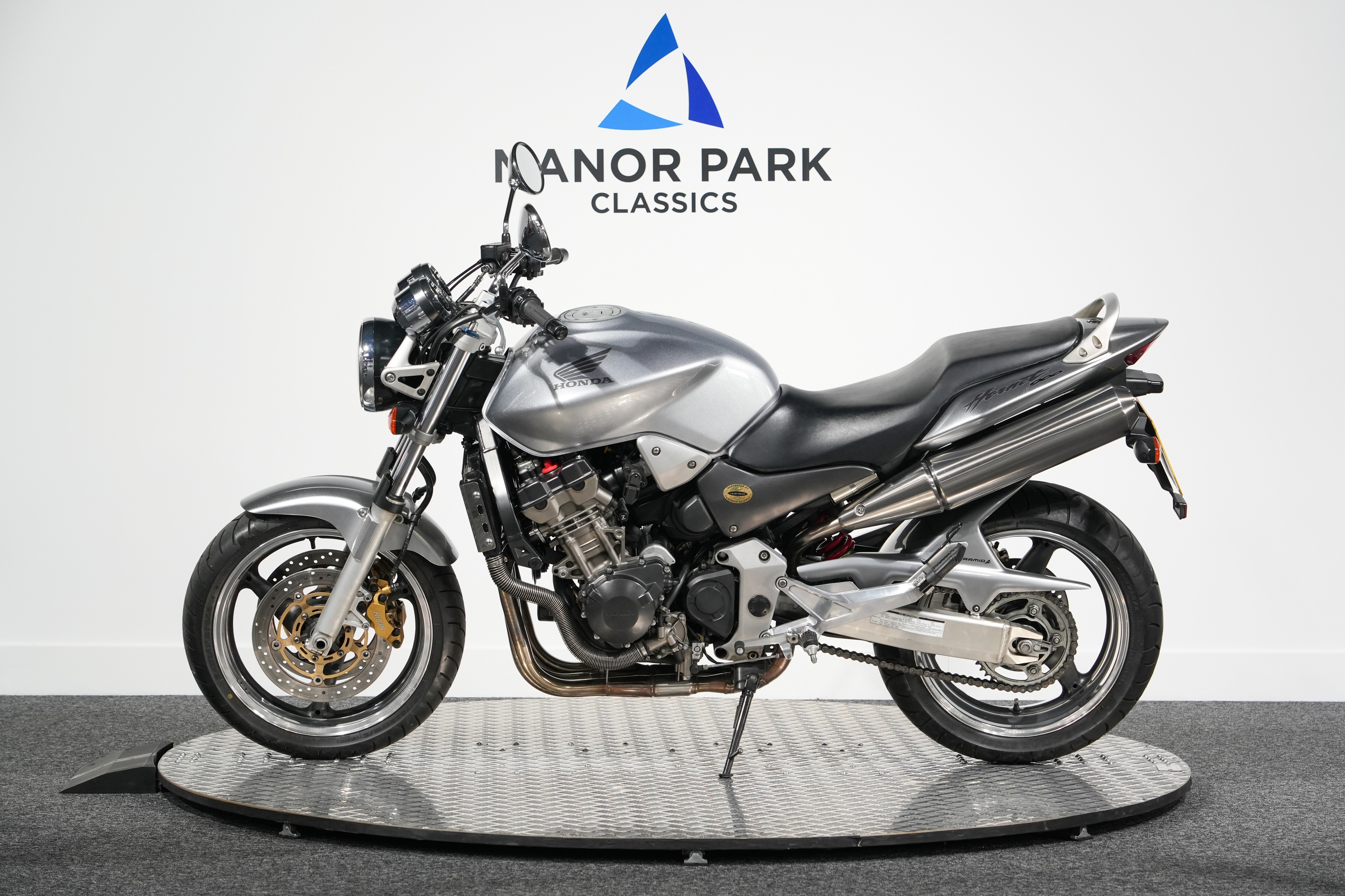 Lot 69 - 2005 Honda CB900F Hornet