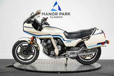 Lot 25 - 1982 Honda CBX1000